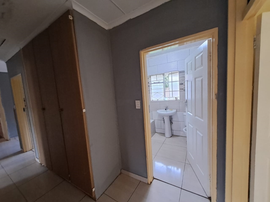 4 Bedroom Property for Sale in Vaalpark Free State